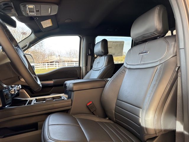 2026 Ford F-350 Super Duty Platinum - Photo 14