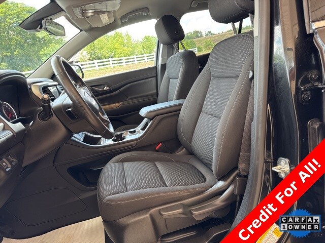 2022 Gmc Acadia SLE photo 2
