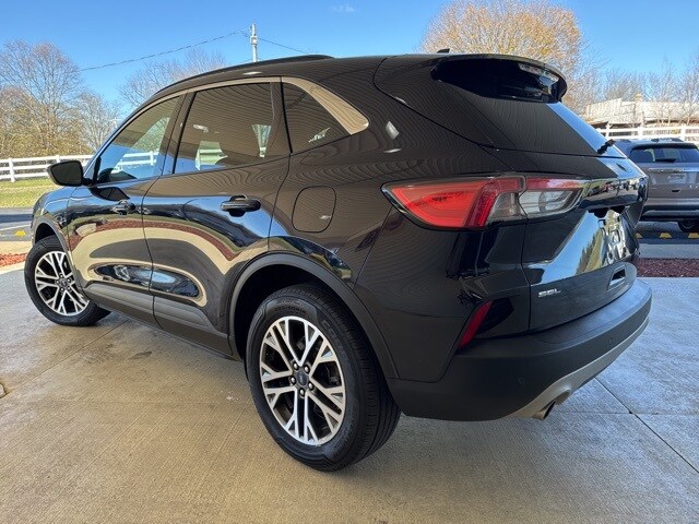 2021 Ford Escape SEL photo 4