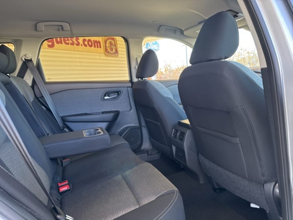 Used 2022 Nissan Rogue SV SUV