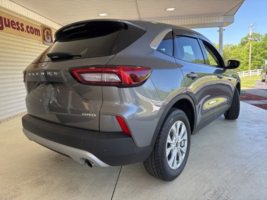 Used 2024 Ford Escape Active SUV