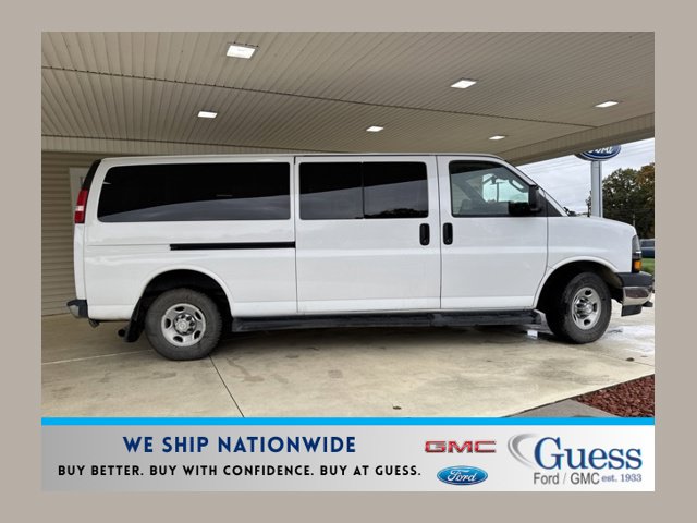 2019 Chevrolet Express Passenger LT