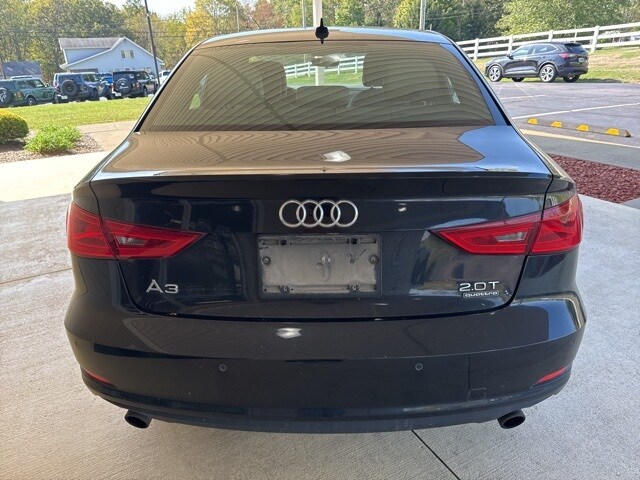 2016 Audi A3 2.0T Premium photo 4
