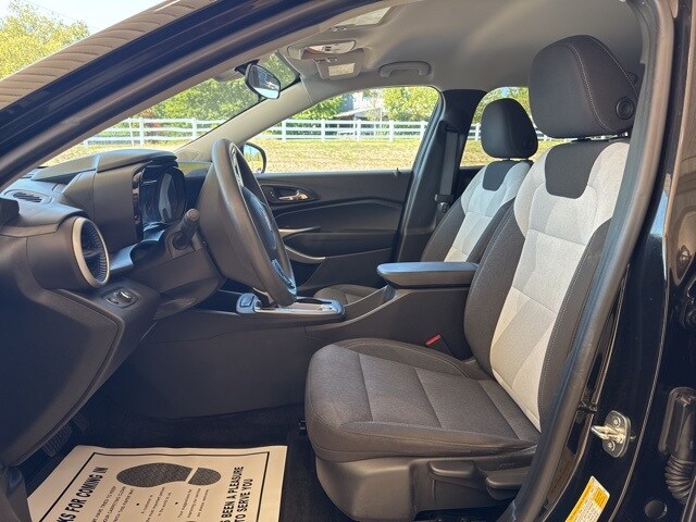 2024 Chevrolet Trax LS photo 3