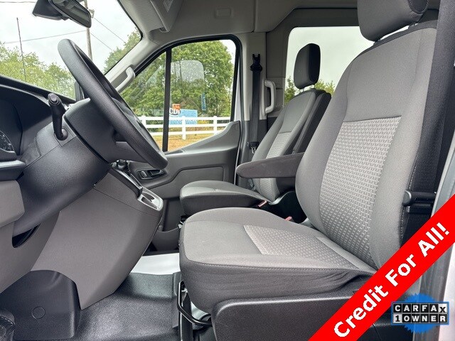 2024 Ford Transit photo 2