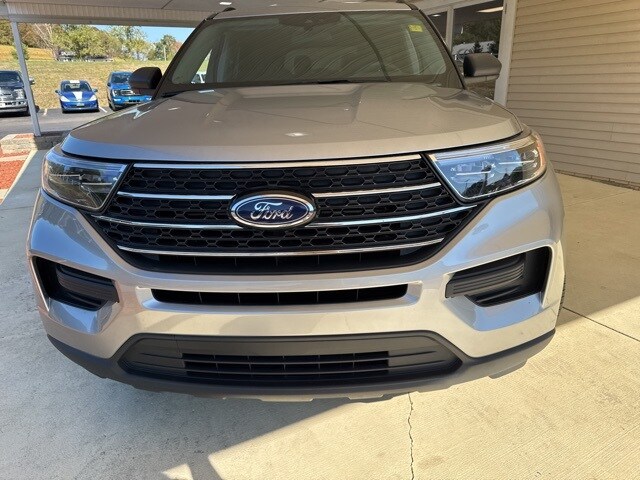 2023 Ford Explorer XLT photo 4
