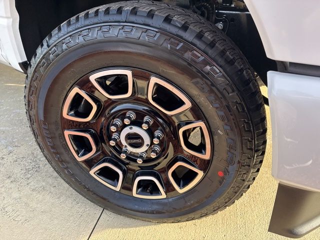 2026 Ford F-350 Super Duty Platinum - Photo 39
