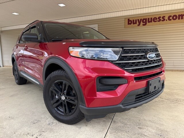 2021 Ford Explorer XLT photo 2