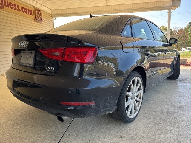 2016 Audi A3 2.0T Premium photo 3