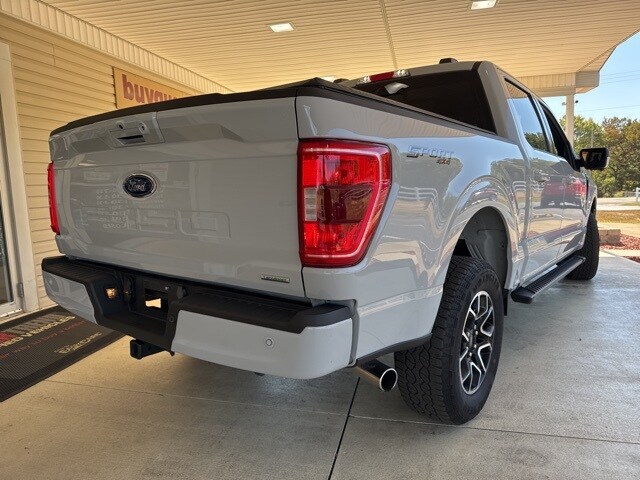 2023 Ford F-150 XLT photo 3
