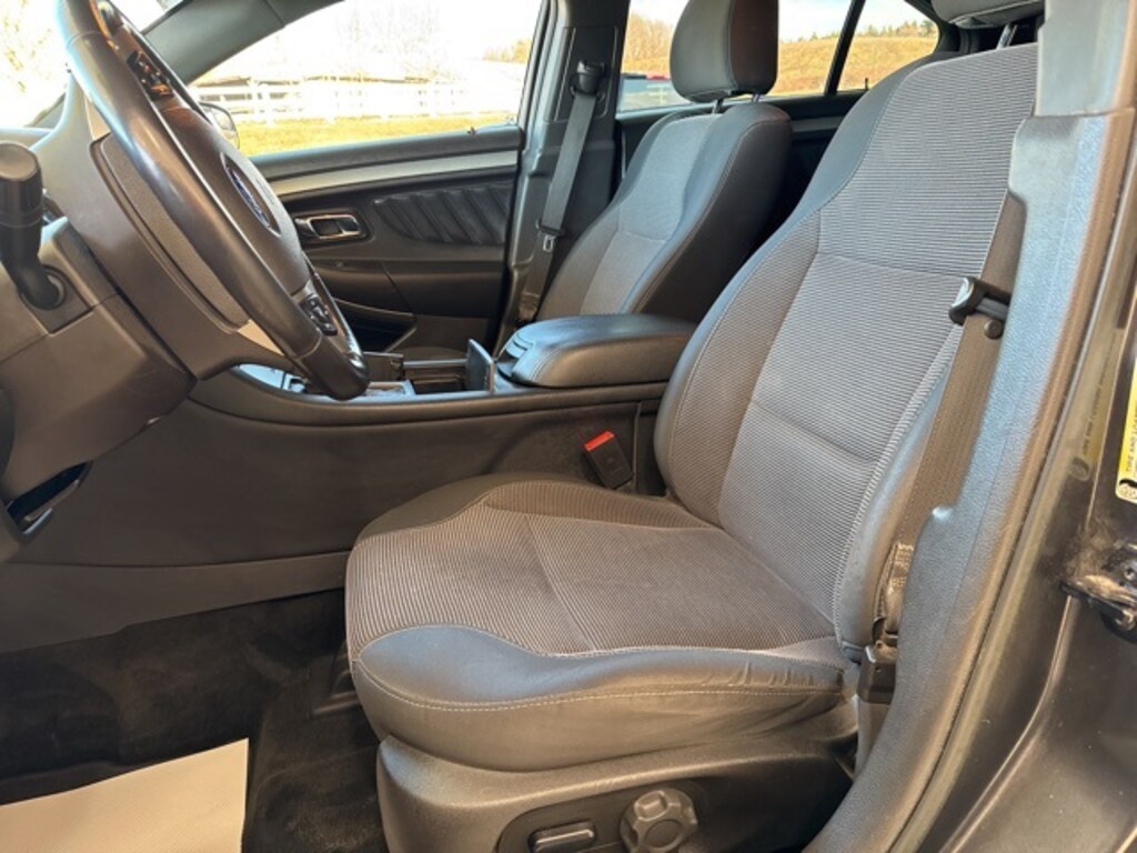 Used 2015 Ford Taurus SEL Sedan