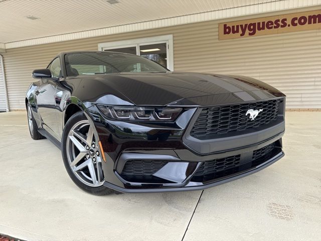 2026 Ford Mustang EcoBoost Fastback - Photo 2