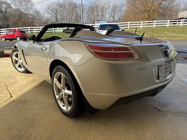 2007 Saturn Sky Roadster - Photo 34