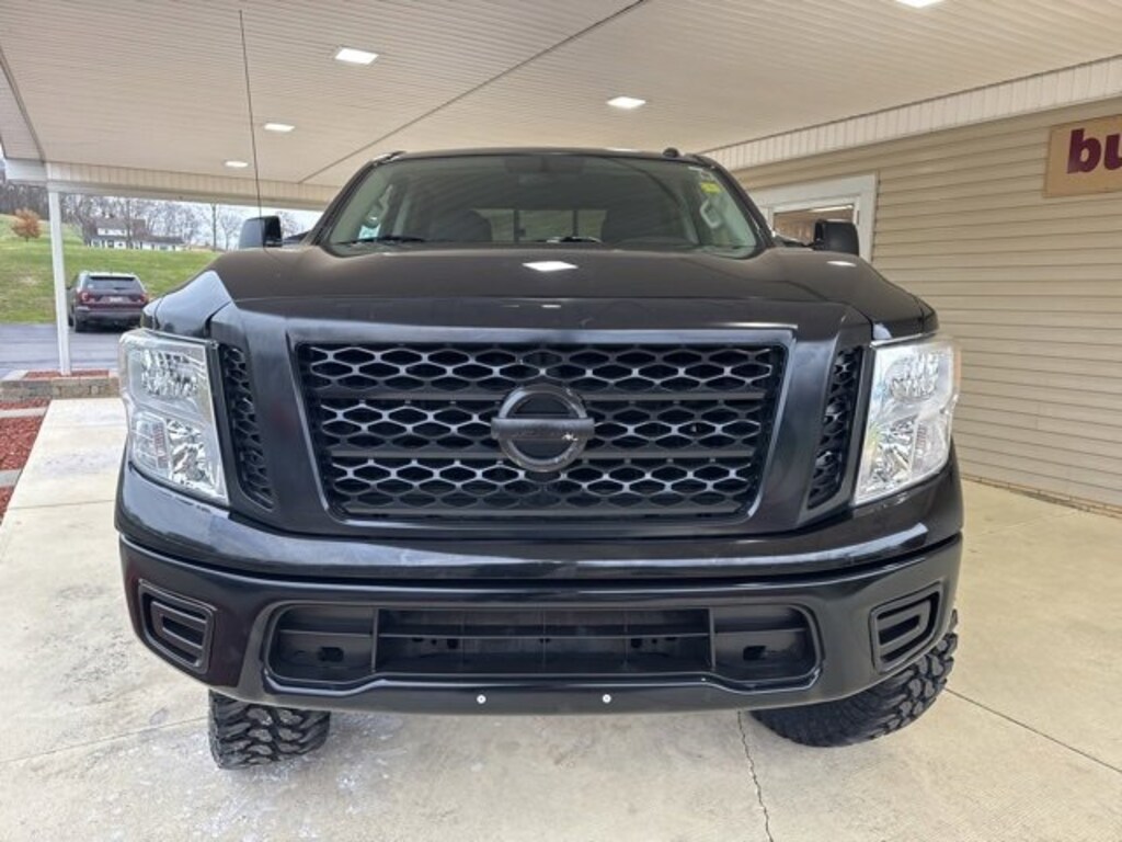 Used 2019 Nissan Titan S