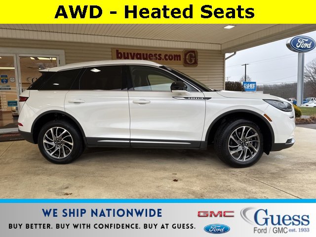 2022 Lincoln Corsair Base's photo