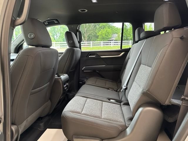 2026 GMC Acadia Elevation - Photo 32
