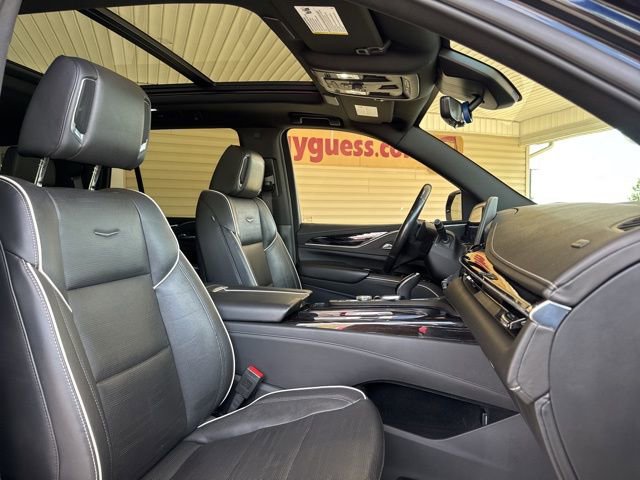 2021 Cadillac Escalade Sport - Photo 31