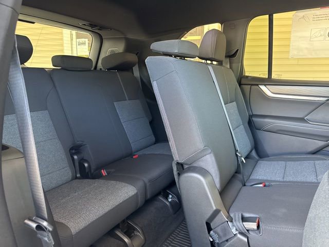 2026 GMC Acadia Elevation - Photo 30
