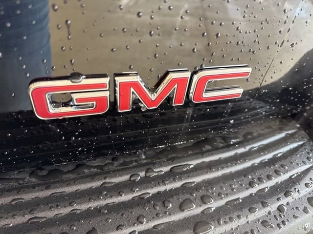 2026 GMC Yukon XL Denali - Photo 36