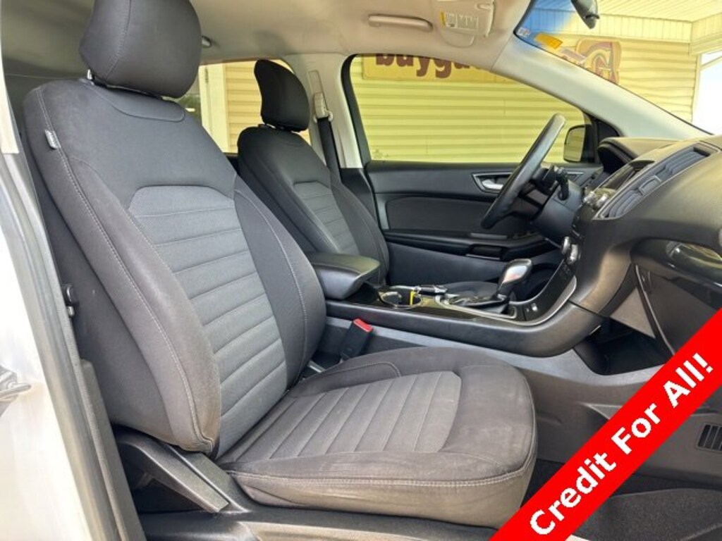 Used 2016 Ford Edge SE
