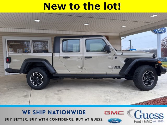 2020 Jeep Gladiator Sport's photo
