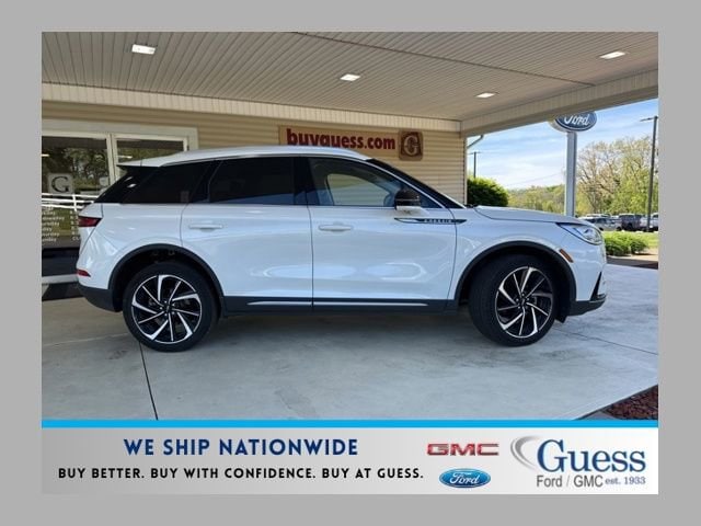 2023 Lincoln Corsair Reserve AWD's photo