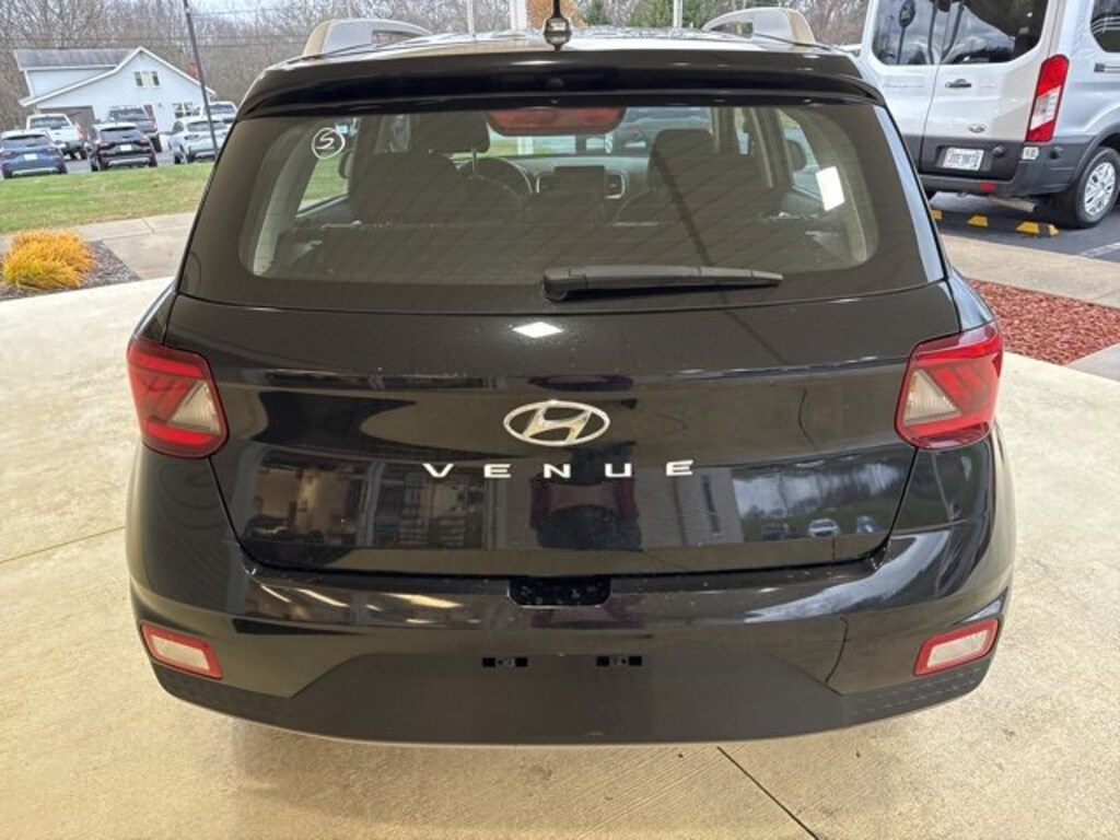 Used 2023 Hyundai Venue SEL