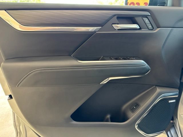 2026 GMC Acadia Elevation - Photo 13