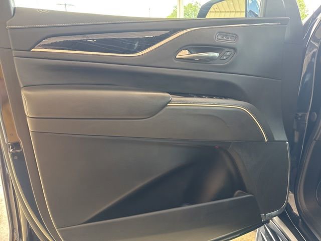 2021 Cadillac Escalade Sport - Photo 11