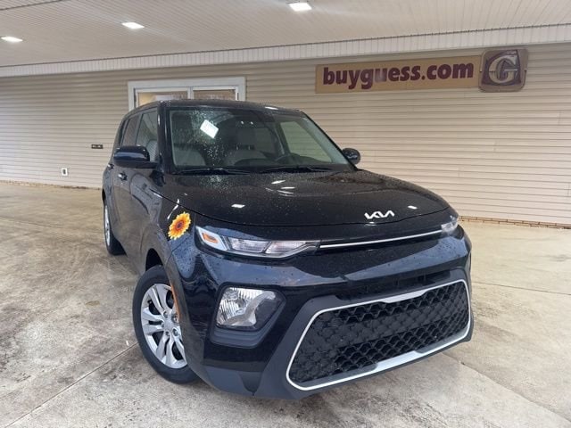 Used 2022 Kia Soul LX with VIN KNDJ23AU4N7810585 for sale in Carrollton, OH