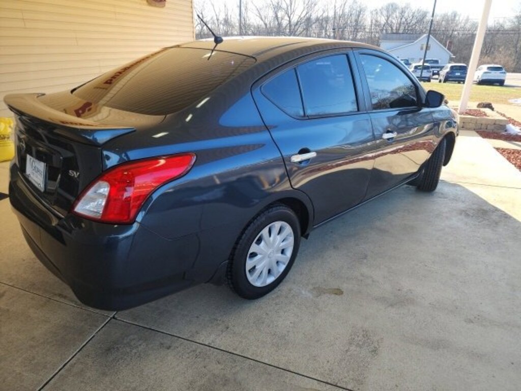 Used 2017 Nissan Versa Sedan SV