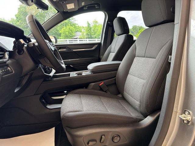 2026 GMC Acadia Elevation - Photo 12