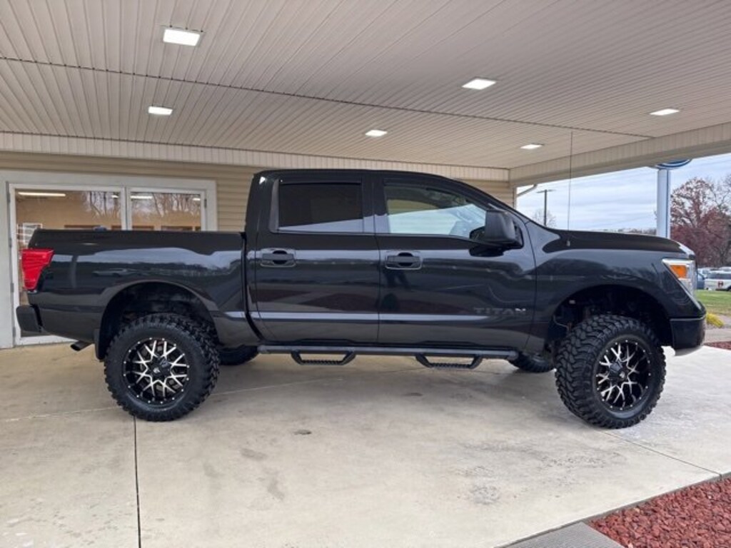 Used 2019 Nissan Titan S