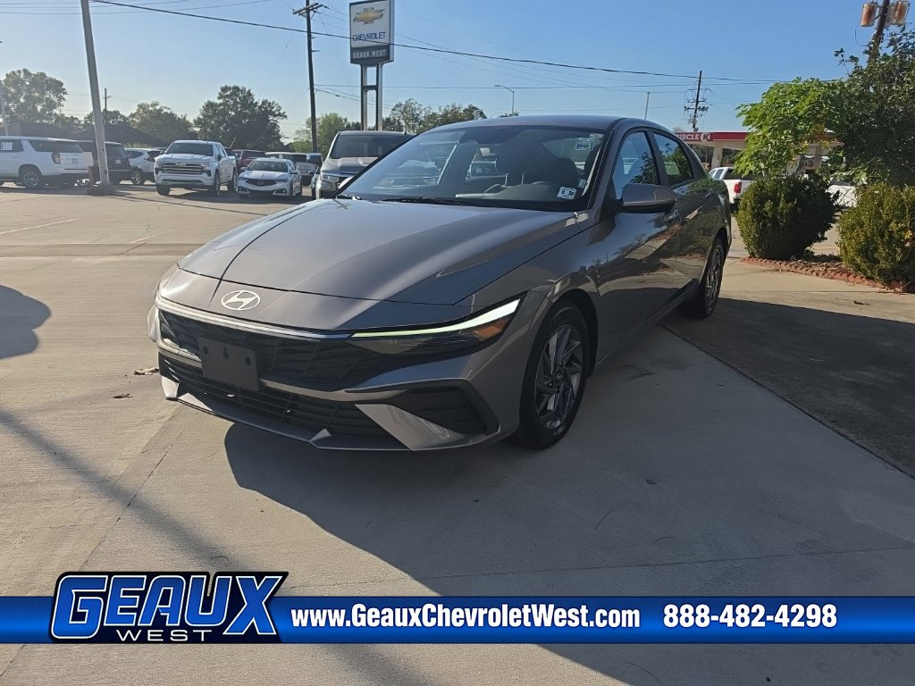 Used 2024 Hyundai Elantra SEL Sedan