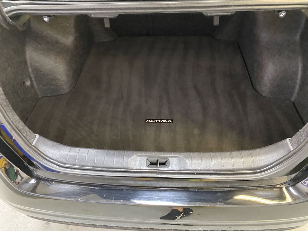 2025 Nissan Altima SV - Photo 27