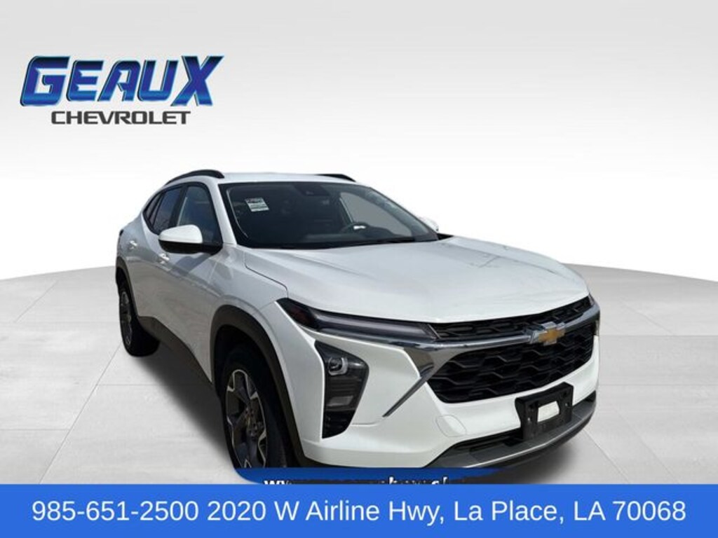 Used 2025 Chevrolet Trax LT SUV