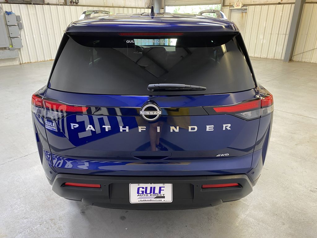 2025 Nissan Pathfinder SV - Photo 7
