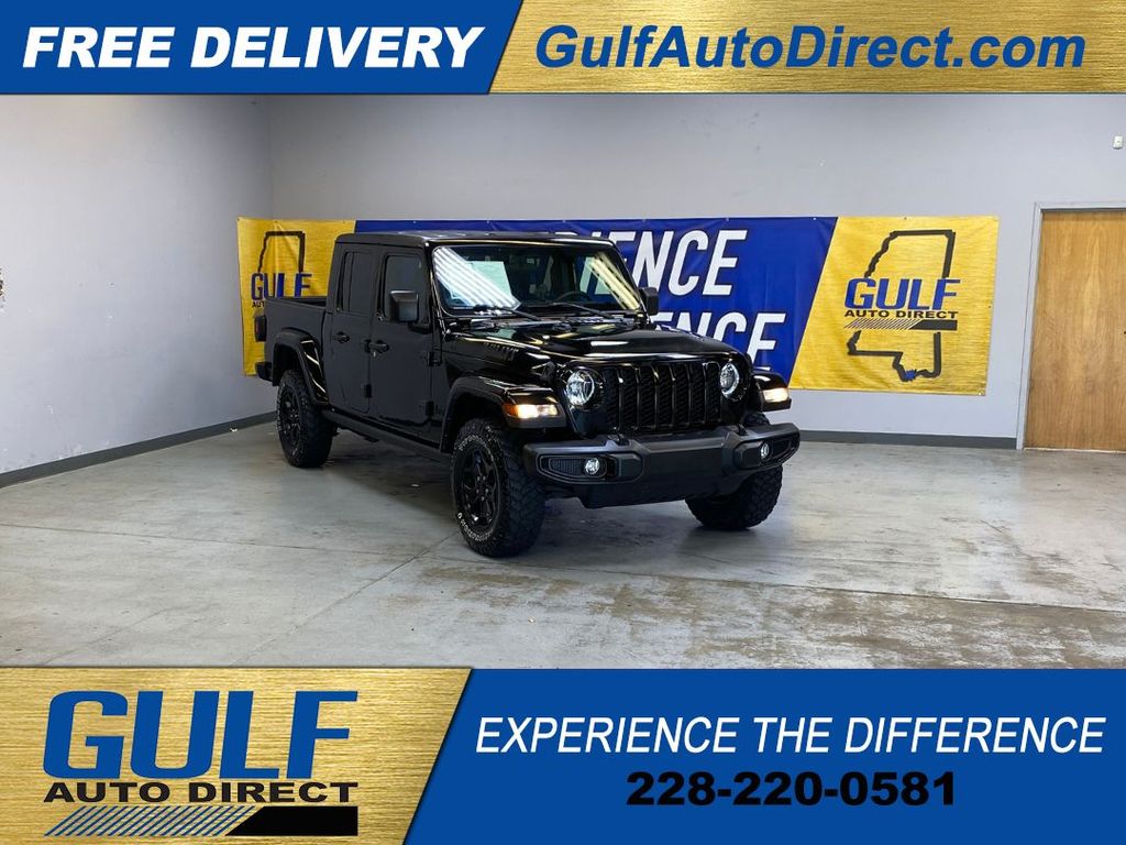 2022 Jeep Gladiator WILLYS SPORT's photo