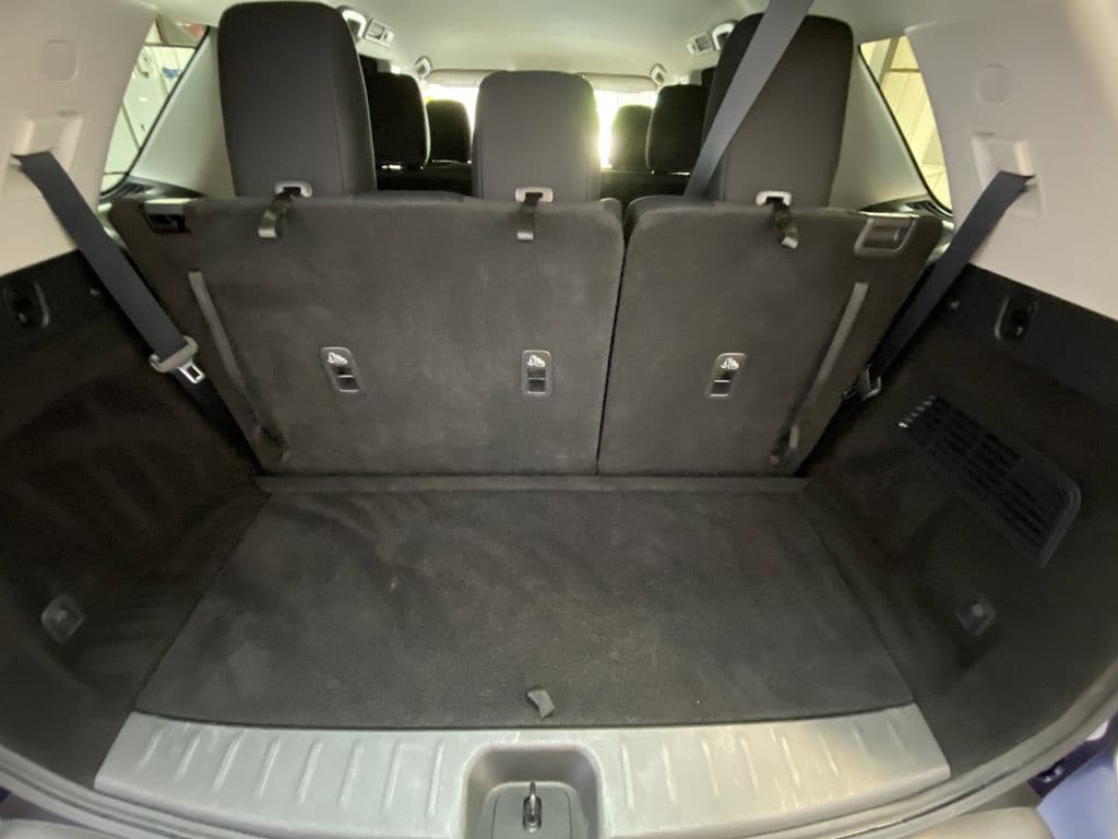 2025 Nissan Pathfinder SV - Photo 31