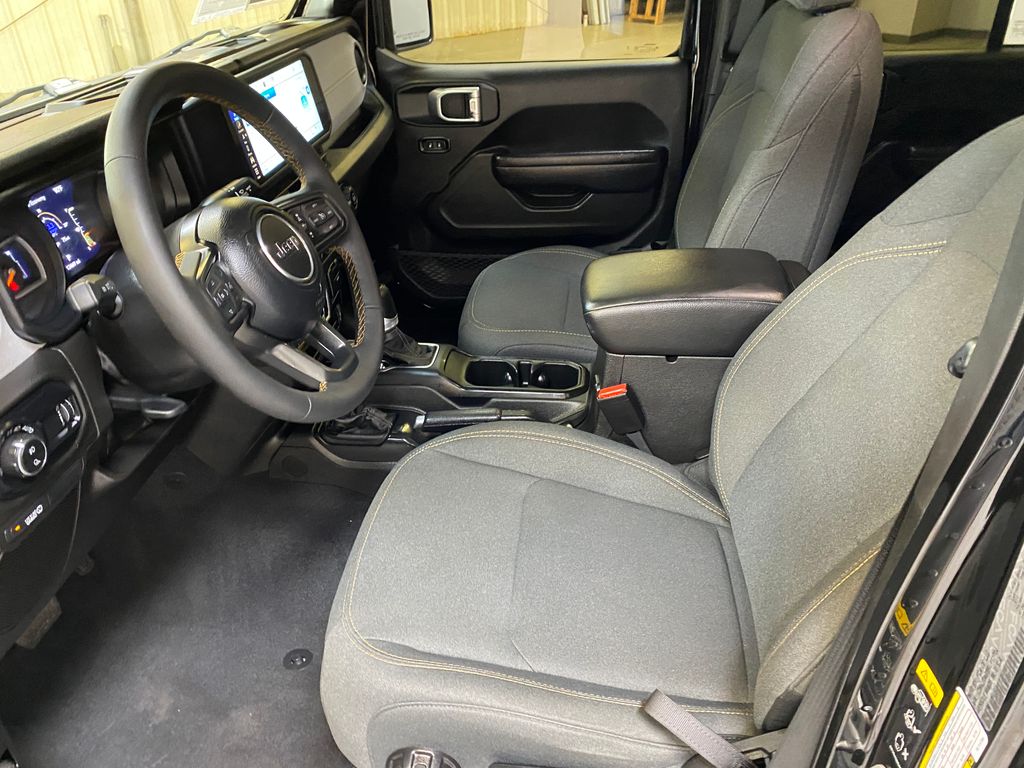 2024 Jeep Gladiator Sport S - Photo 19