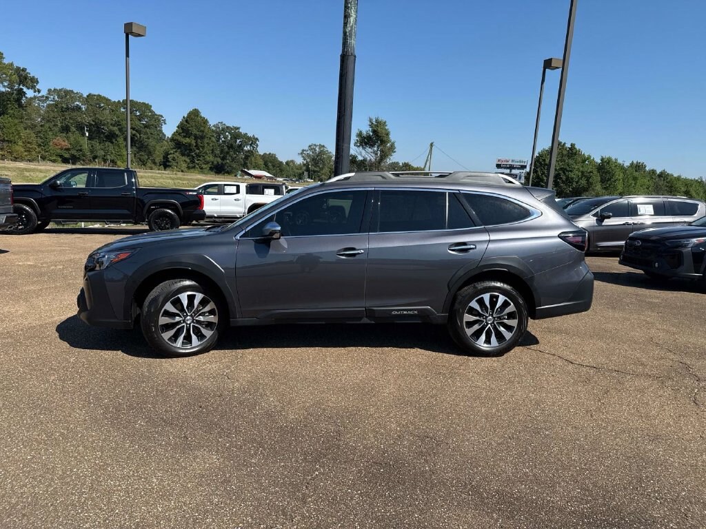 Used 2025 Subaru Outback Touring XT SUV