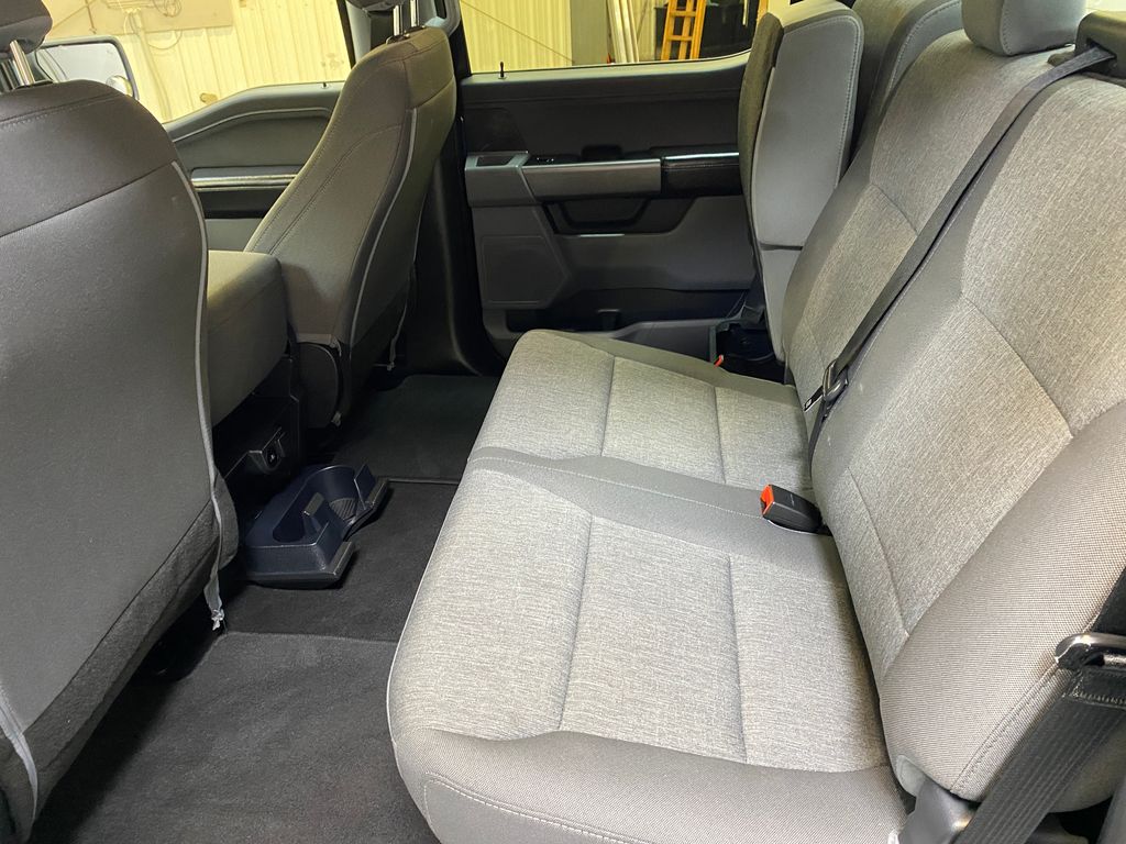 2025 Ford F-150 XLT - Photo 23
