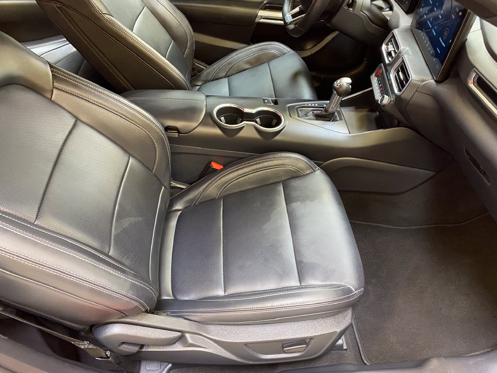 2026 Ford Mustang EcoBoost Premium - Photo 23