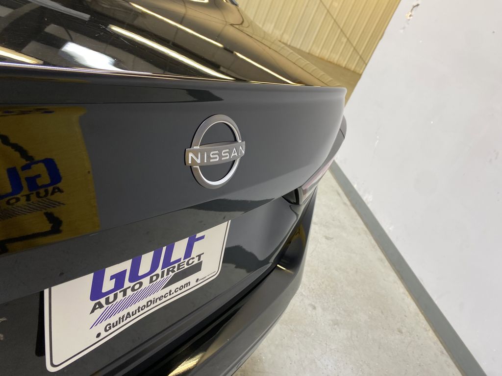 2025 Nissan Altima SV - Photo 15