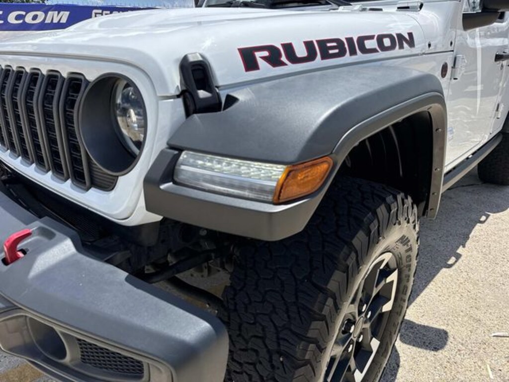 Used 2025 Jeep Wrangler Rubicon SUV