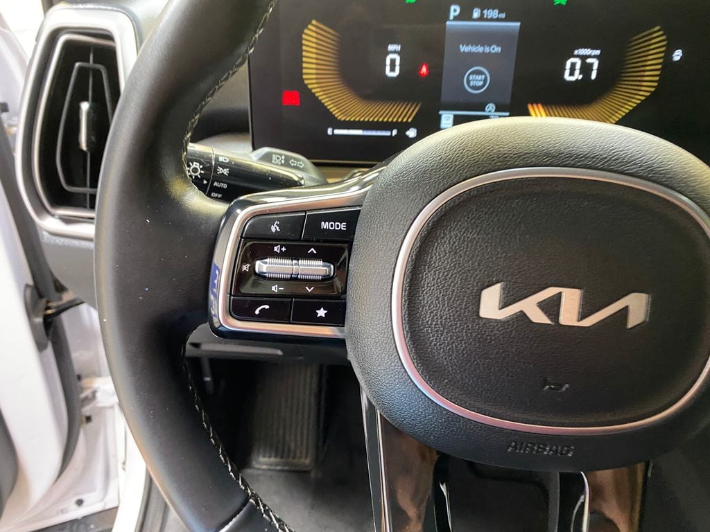 2025 Kia Sorento S - Photo 34
