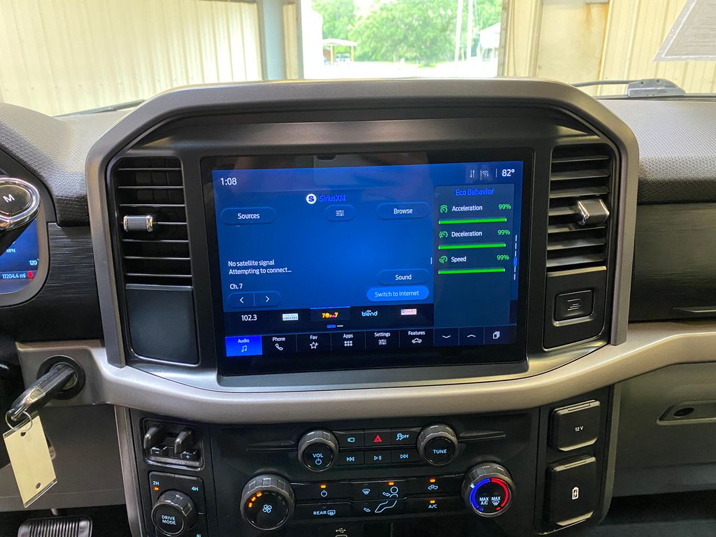 2025 Ford F-150 XLT - Photo 36