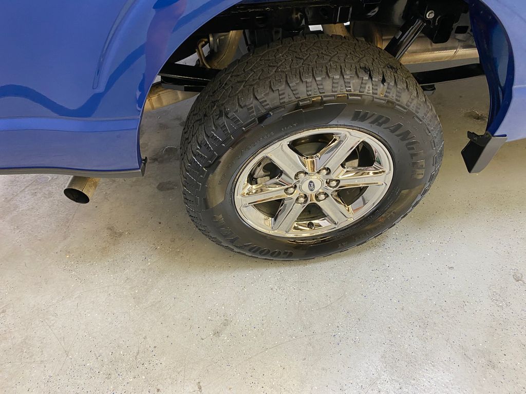 2025 Ford F-150 XLT - Photo 13