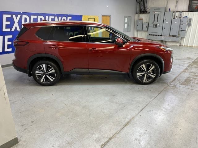 2025 Nissan Rogue SL - Photo 8