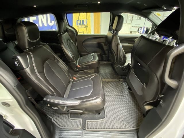 2026 Chrysler Pacifica Select - Photo 28